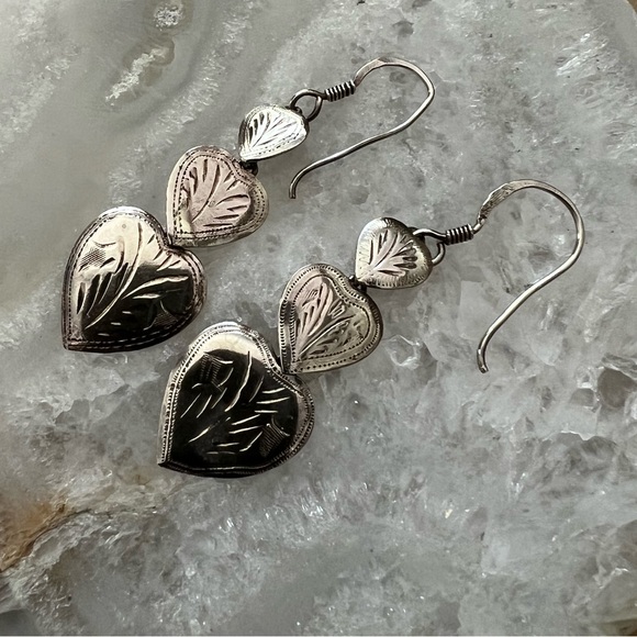 Three Hearts Sterling Silver Lightweight Drop Dangle Statement Earrings Vintage - Picture 9 of 10
